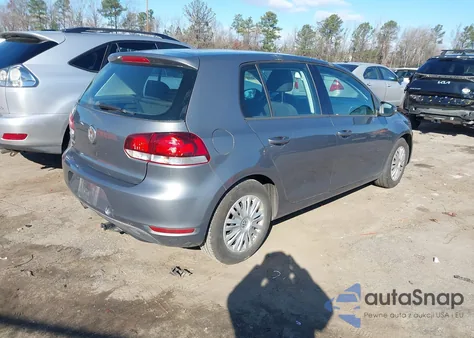 2014 Volkswagen Golf 2.5L z USA, uszkodzony, nr VIN WVWDB7AJ0EW010656